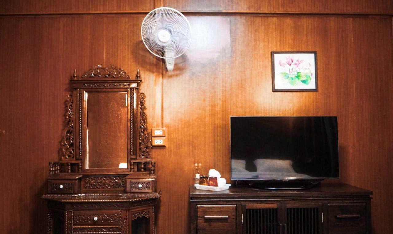 กันตวรรณ เฮาท์ Hostel Krabi ภายนอก รูปภาพ